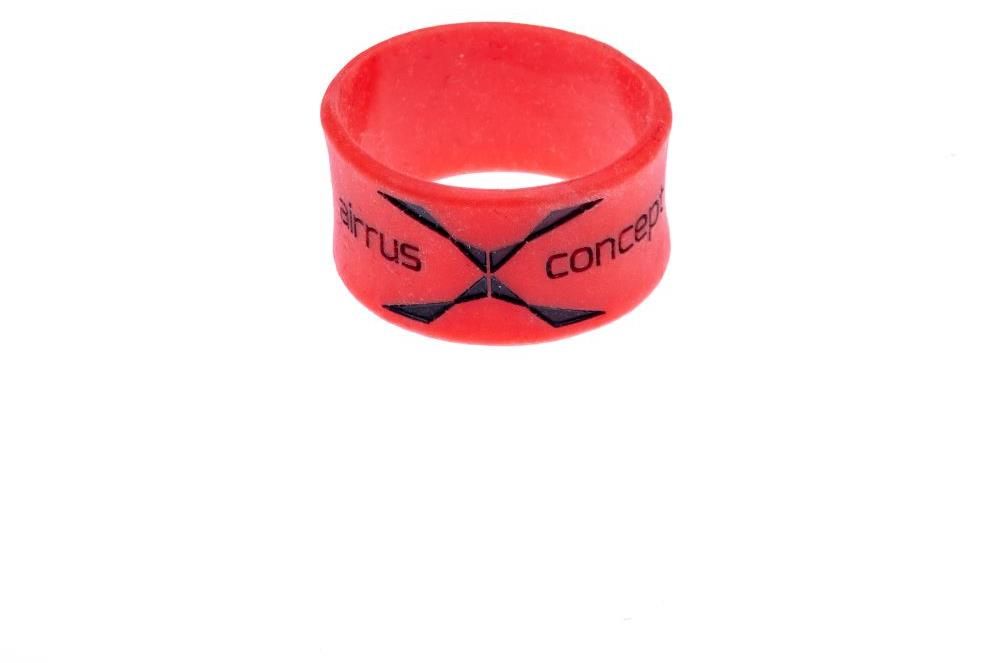 Airrus Iconic Line Badge