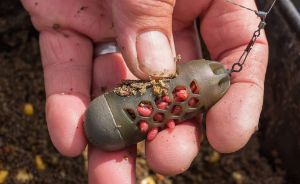 Preston Innovations Absolute Window Feeder - Caged