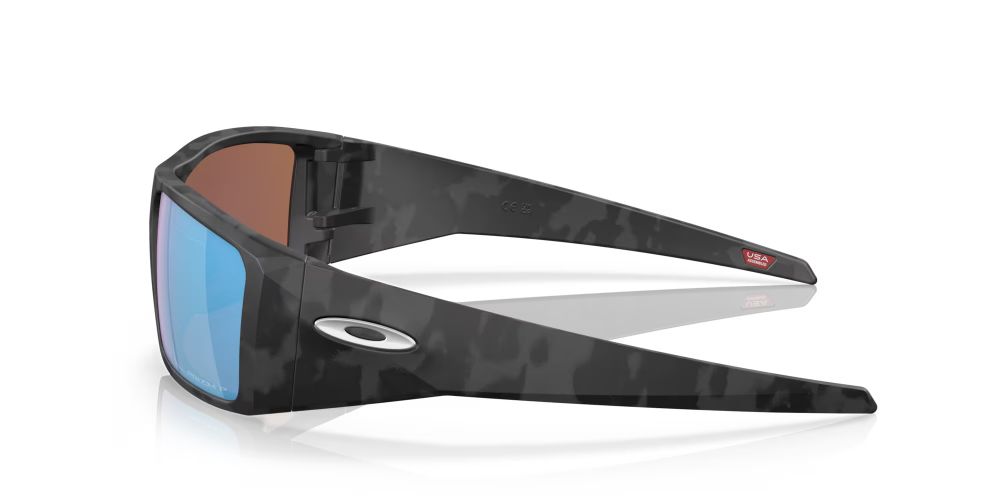 Oakley Heliostat