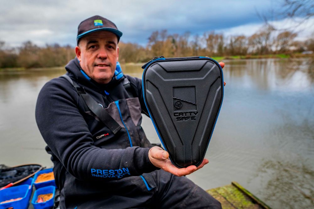 Preston Innovations Hardcase Catty Safe